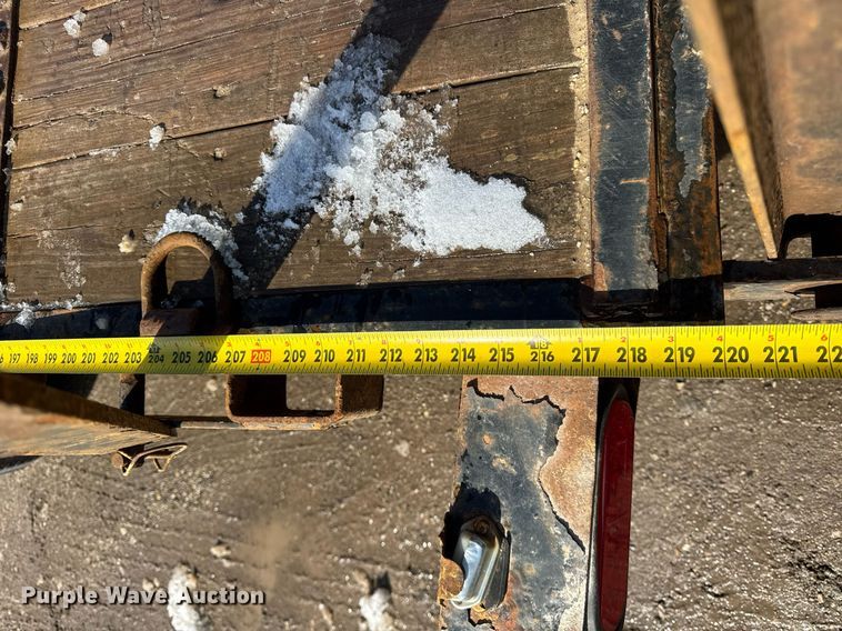 image for item DH9889 2017 Novae Corp Sure Trac equipment trailer