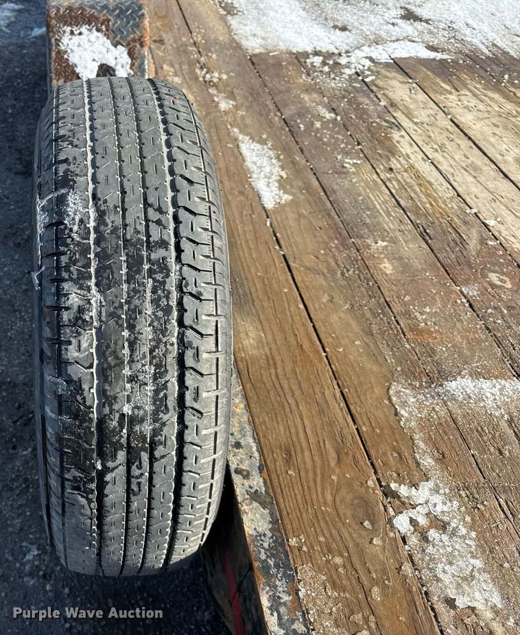 image for item DH9889 2017 Novae Corp Sure Trac equipment trailer