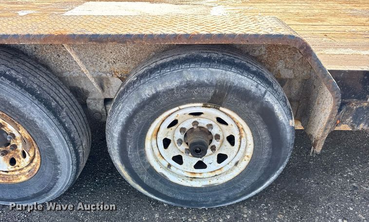 image for item DH9889 2017 Novae Corp Sure Trac equipment trailer