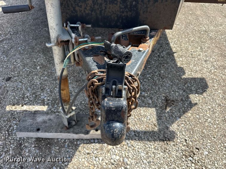 image for item DH9892 2016 Doolittle 8412 utility trailer