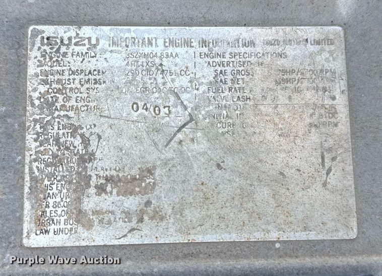 image for item DM5620 2004 Isuzu NPR flatbed truck