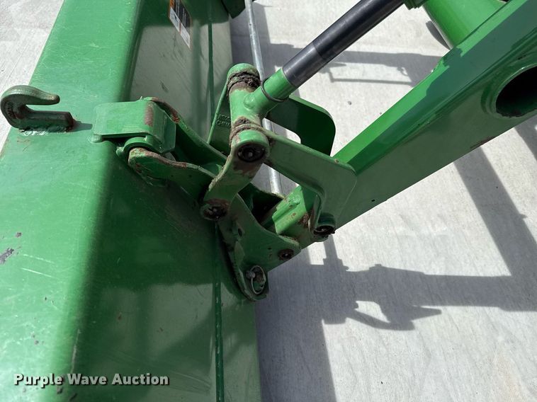 image for item DM5624 2022 John Deere 4052R MFWD tractor