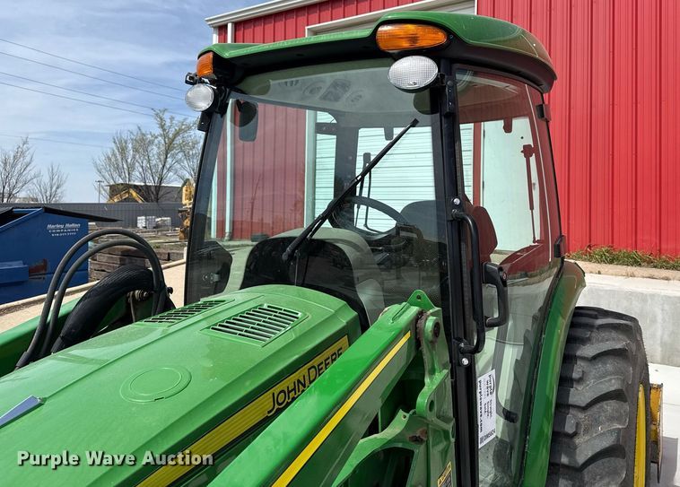 image for item DM5624 2022 John Deere 4052R MFWD tractor