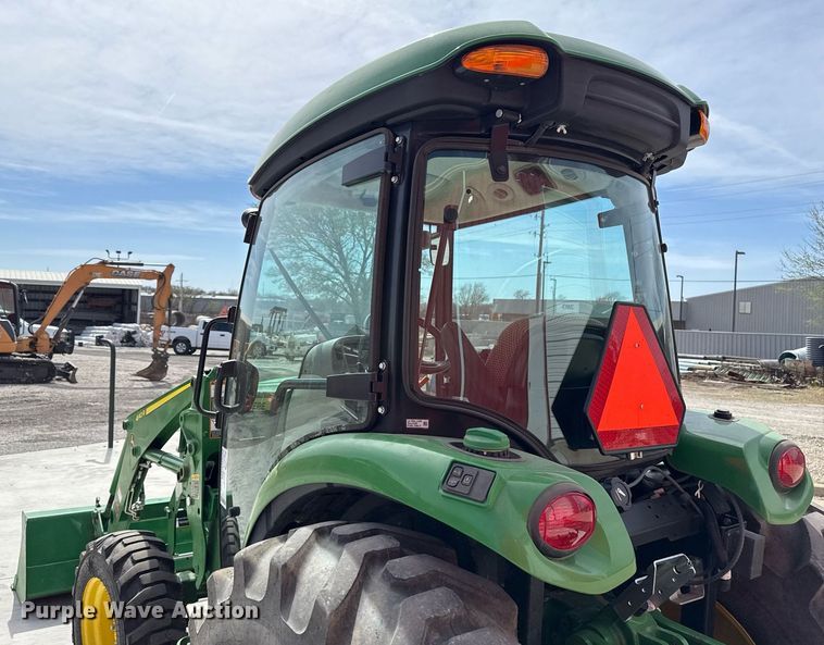 image for item DM5624 2022 John Deere 4052R MFWD tractor