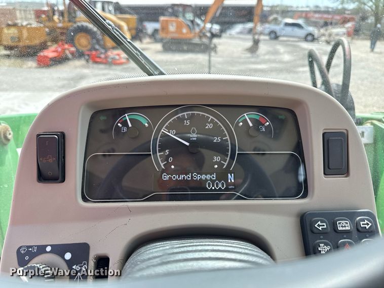 image for item DM5624 2022 John Deere 4052R MFWD tractor