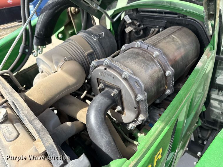 image for item DM5624 2022 John Deere 4052R MFWD tractor