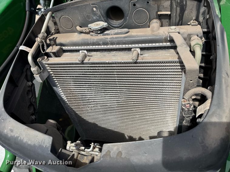 image for item DM5624 2022 John Deere 4052R MFWD tractor