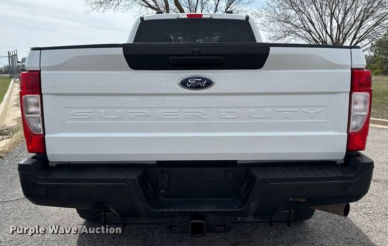 image for item DM5627 2020 Ford F250 Super Duty SuperCab pickup truck