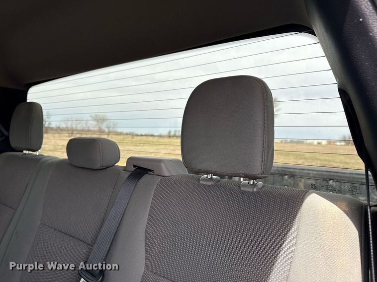 image for item DM5627 2020 Ford F250 Super Duty SuperCab pickup truck