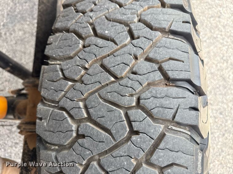 image for item DM5627 2020 Ford F250 Super Duty SuperCab pickup truck