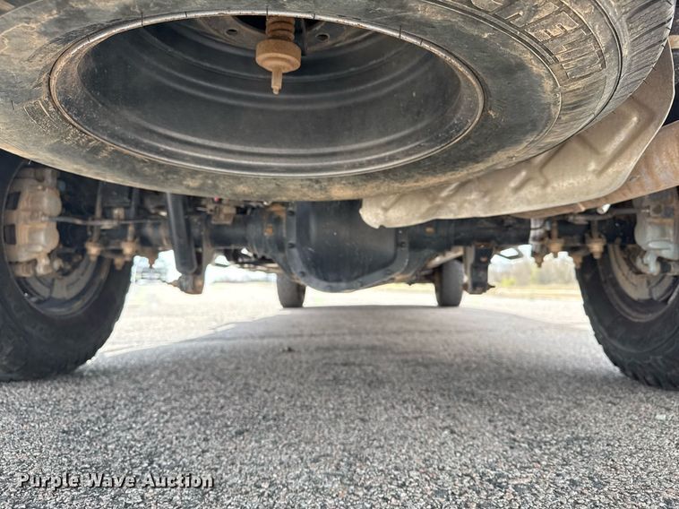 image for item DM5627 2020 Ford F250 Super Duty SuperCab pickup truck