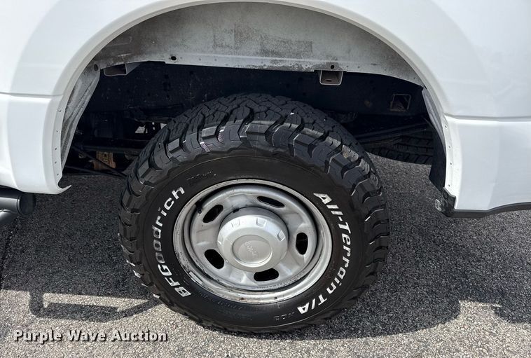 image for item DM5627 2020 Ford F250 Super Duty SuperCab pickup truck