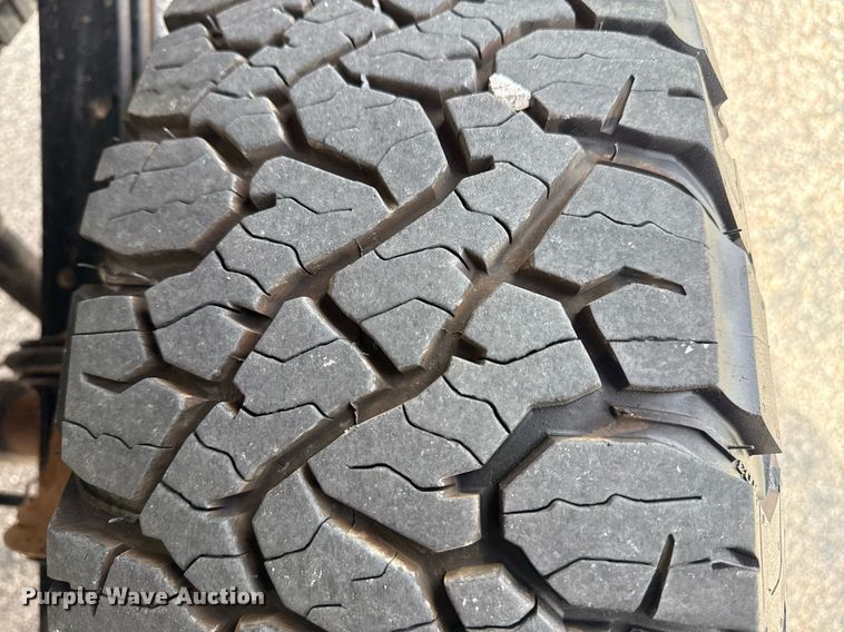 image for item DM5627 2020 Ford F250 Super Duty SuperCab pickup truck