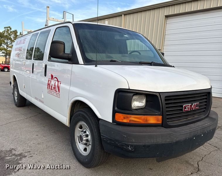 image for item DM5630 2014 GMC Savana G3500  delivery van