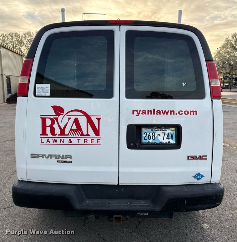 image for item DM5630 2014 GMC Savana G3500  delivery van