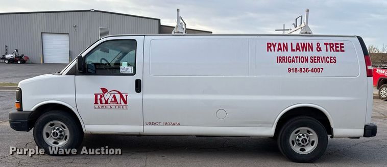 image for item DM5630 2014 GMC Savana G3500  delivery van