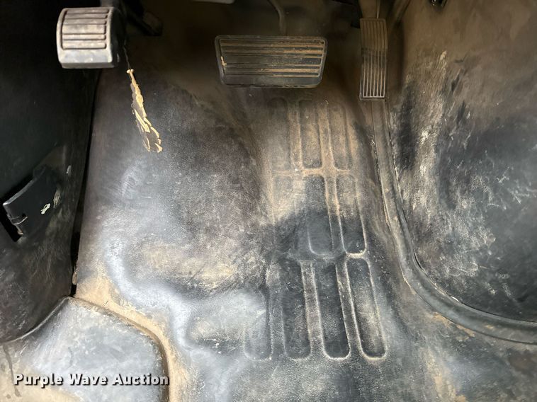 image for item DM5630 2014 GMC Savana G3500  delivery van