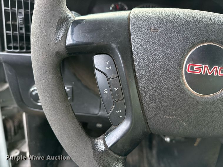 image for item DM5630 2014 GMC Savana G3500  delivery van