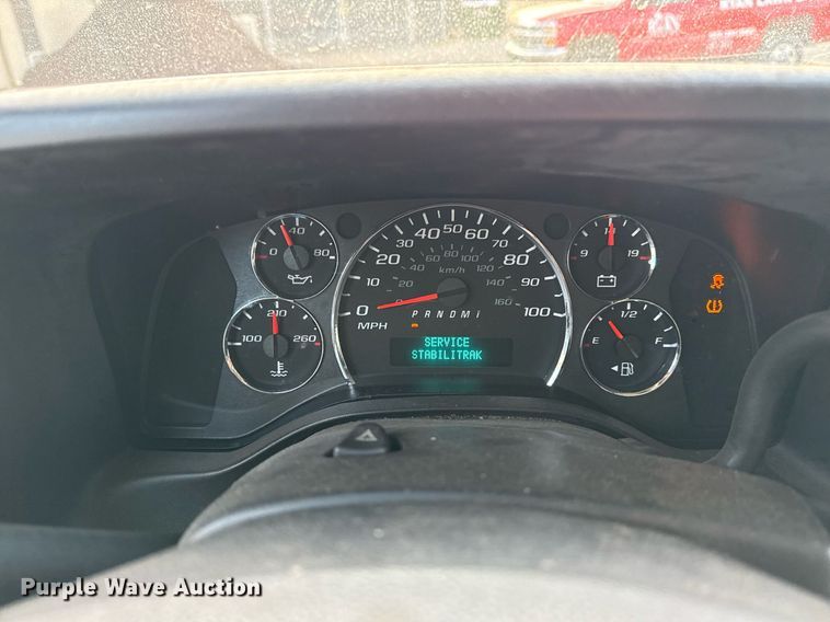 image for item DM5630 2014 GMC Savana G3500  delivery van