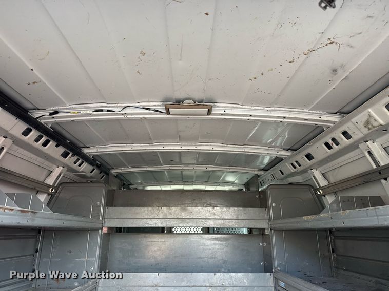 image for item DM5630 2014 GMC Savana G3500  delivery van