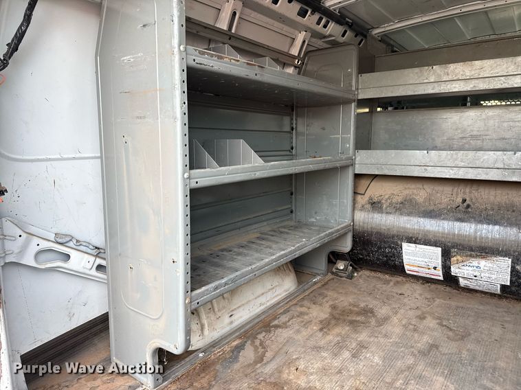 image for item DM5630 2014 GMC Savana G3500  delivery van