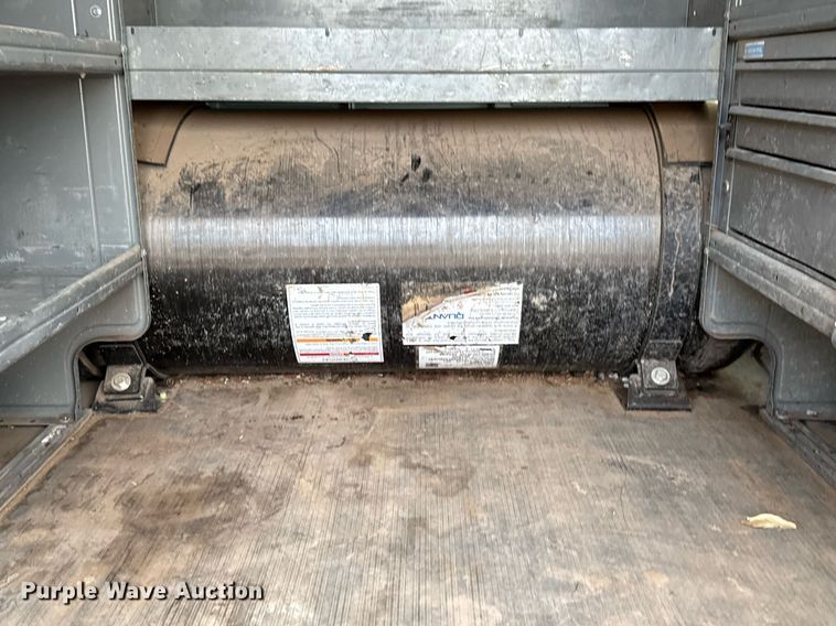 image for item DM5630 2014 GMC Savana G3500  delivery van