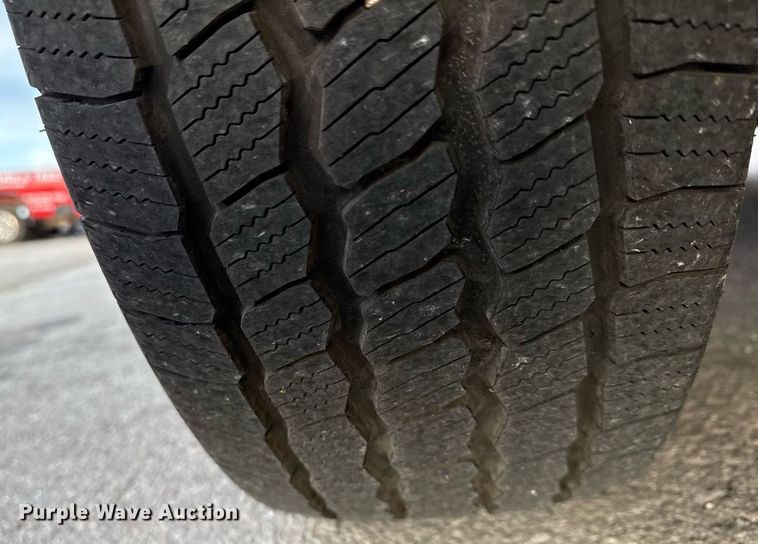 image for item DM5630 2014 GMC Savana G3500  delivery van