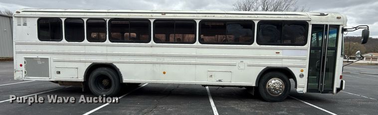 image for item DM5634 2006 Blue Bird All American bus