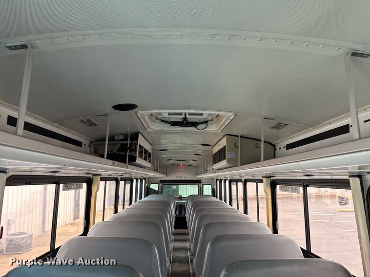 image for item DM5634 2006 Blue Bird All American bus