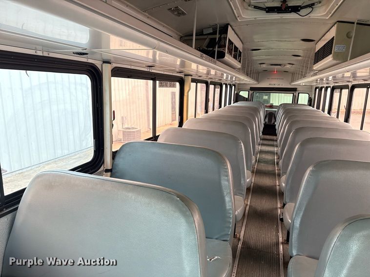 image for item DM5634 2006 Blue Bird All American bus