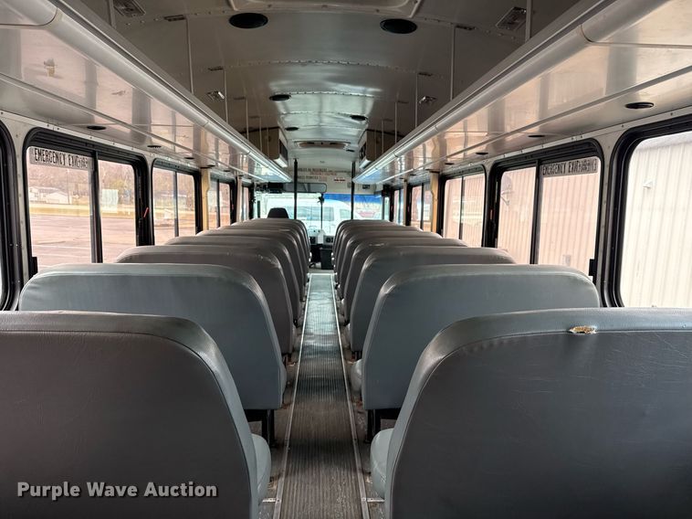 image for item DM5634 2006 Blue Bird All American bus