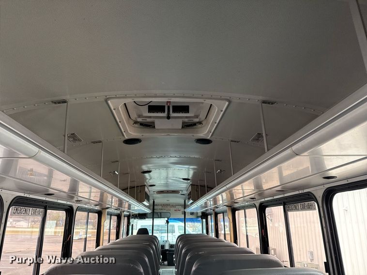 image for item DM5634 2006 Blue Bird All American bus