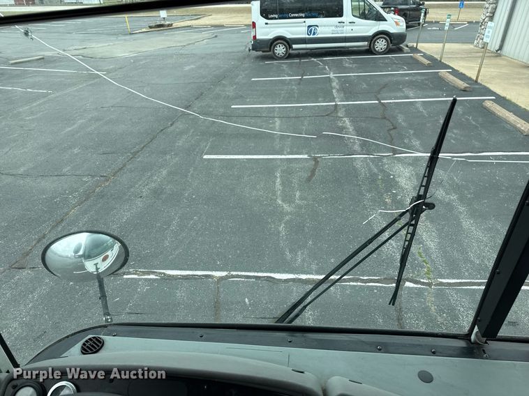 image for item DM5634 2006 Blue Bird All American bus