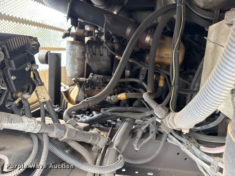 image for item DM5634 2006 Blue Bird All American bus