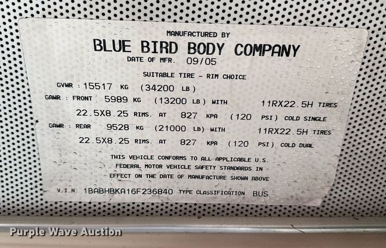 image for item DM5634 2006 Blue Bird All American bus
