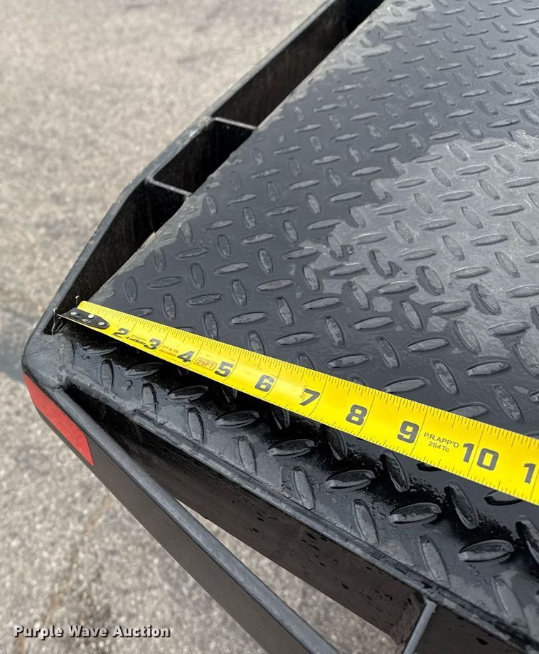 image for item DM5635 2018 Ford F550 Super Duty  Crew Cab flatbed truck