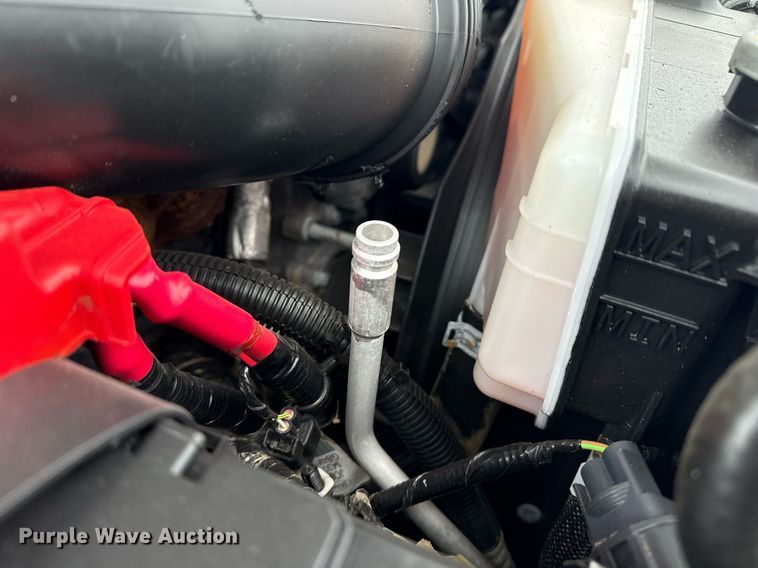 image for item DM5635 2018 Ford F550 Super Duty  Crew Cab flatbed truck