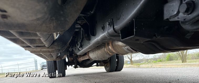 image for item DM5635 2018 Ford F550 Super Duty  Crew Cab flatbed truck