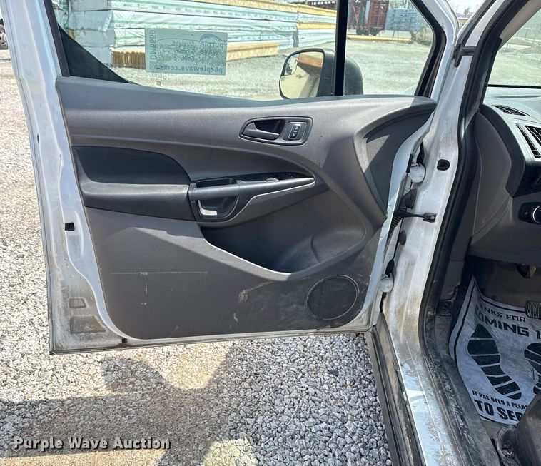 image for item DM5669 2019 Ford Transit Connect van