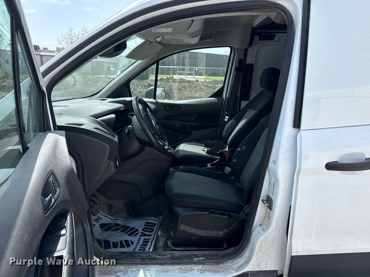 image for item DM5669 2019 Ford Transit Connect van