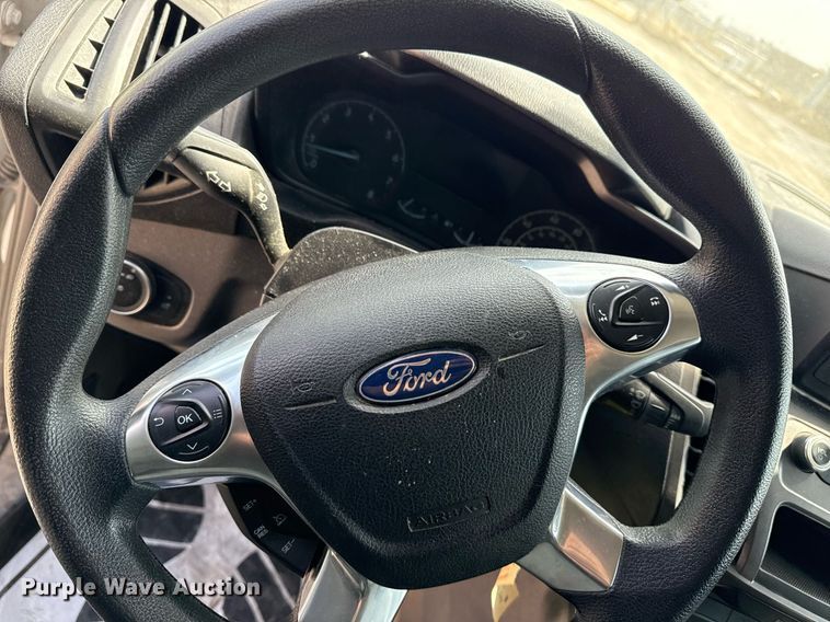 image for item DM5669 2019 Ford Transit Connect van