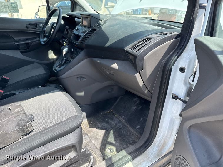 image for item DM5669 2019 Ford Transit Connect van