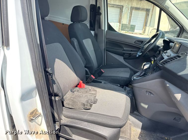 image for item DM5669 2019 Ford Transit Connect van