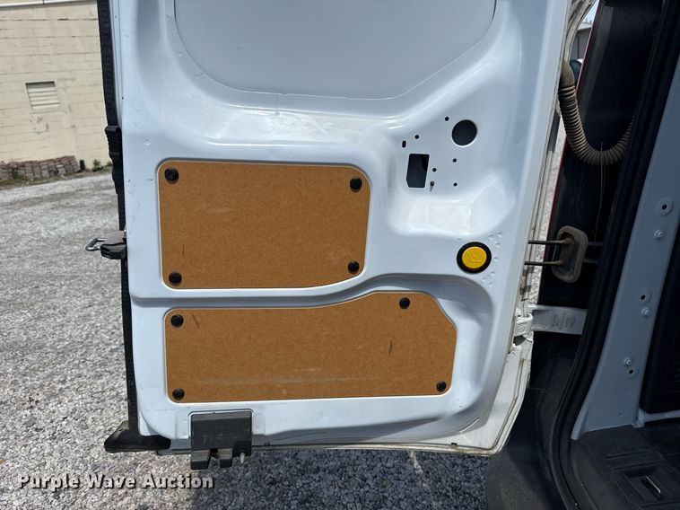 image for item DM5669 2019 Ford Transit Connect van