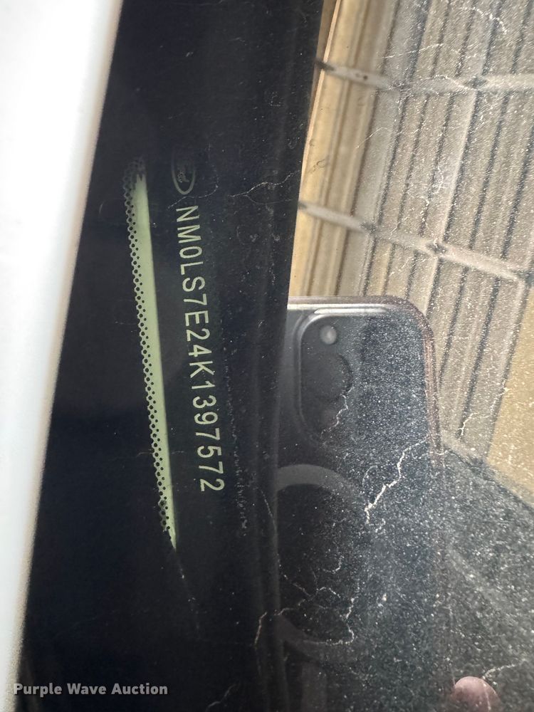 image for item DM5669 2019 Ford Transit Connect van