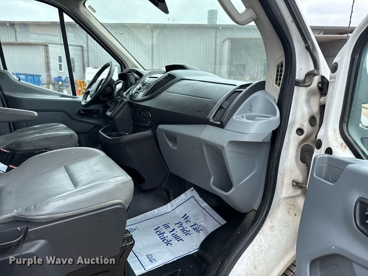 image for item DM5670 2015 Ford Transit box van