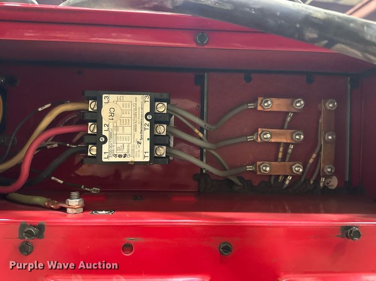 image for item DO0373 Lincoln Electric IdealArc R3R-400 welder