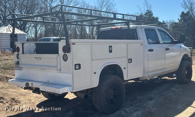 image for item DO0429 2015 Dodge Ram 2500 Crew Cab utility bed pickup truck