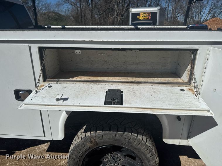 image for item DO0429 2015 Dodge Ram 2500 Crew Cab utility bed pickup truck