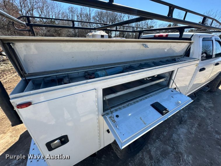 image for item DO0429 2015 Dodge Ram 2500 Crew Cab utility bed pickup truck